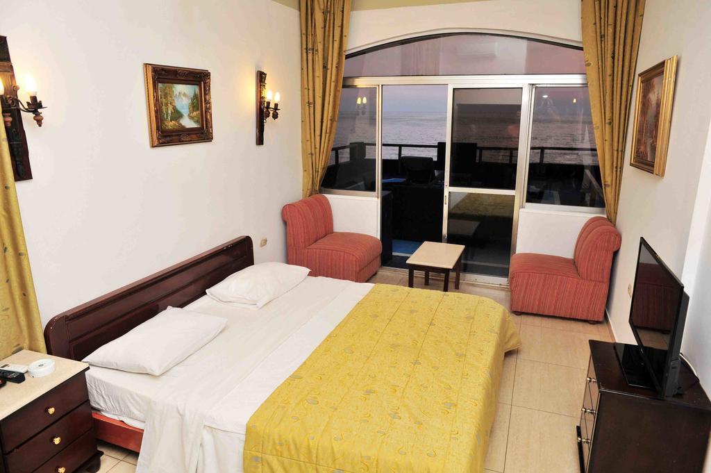 Arcada Marina Hotel Jounieh Værelse billede