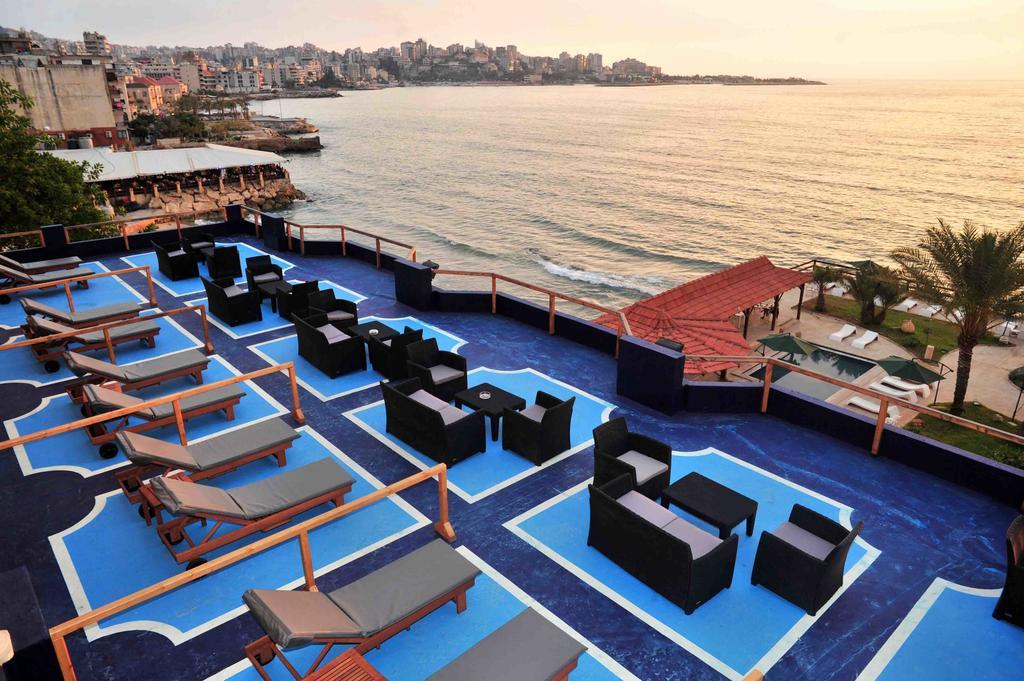 Arcada Marina Hotel Jounieh Eksteriør billede