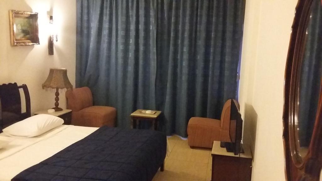 Arcada Marina Hotel Jounieh Eksteriør billede