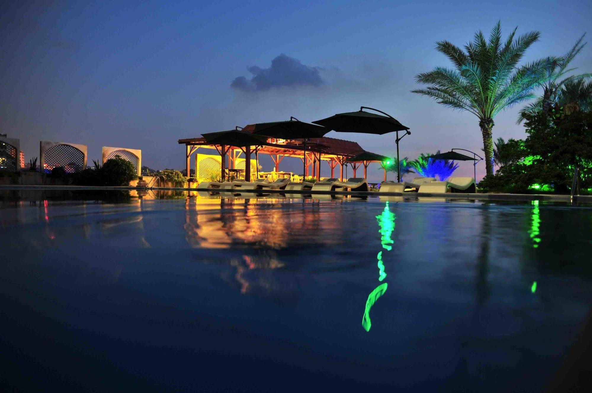 Arcada Marina Hotel Jounieh Eksteriør billede
